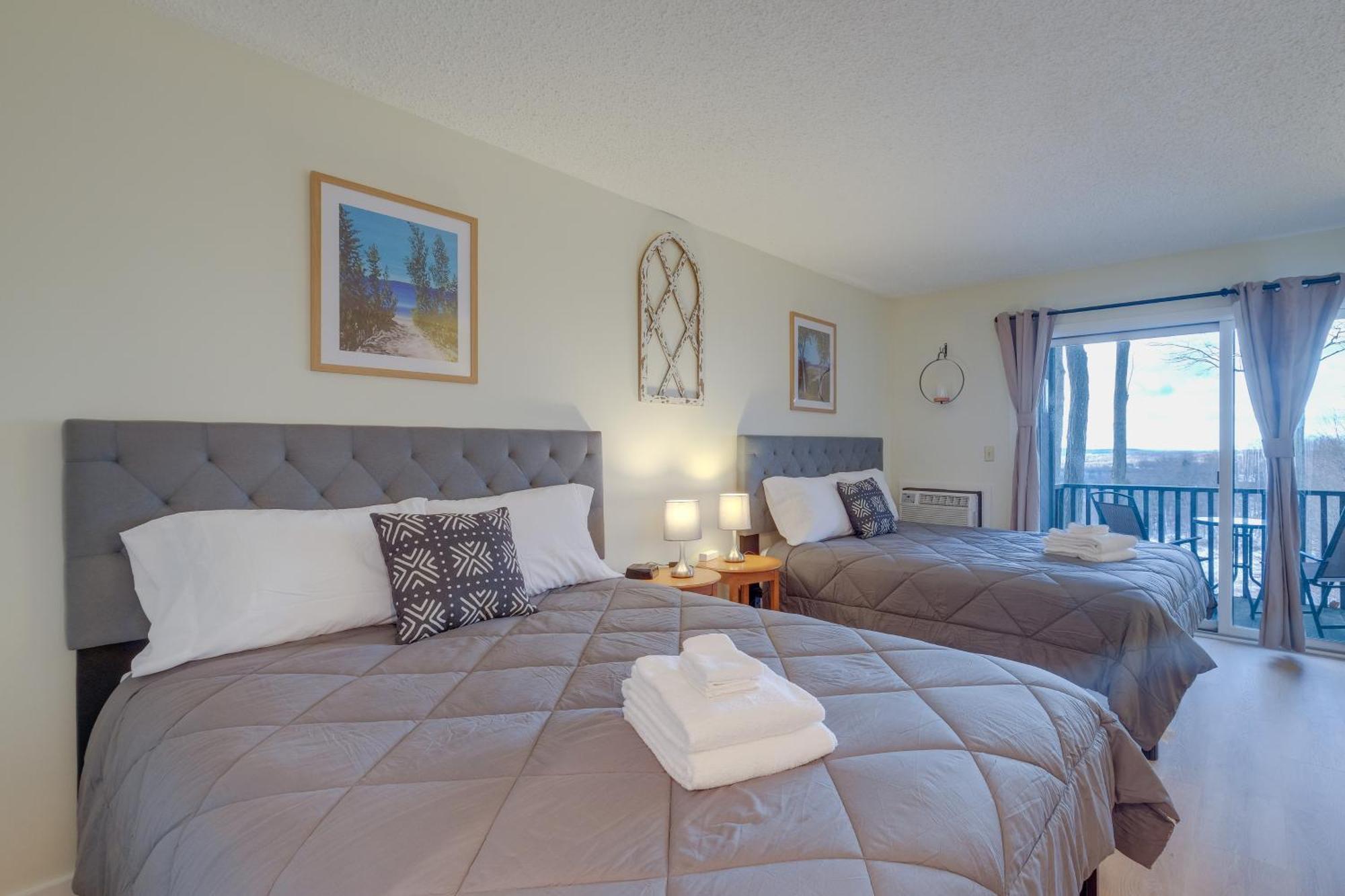 Bellaire Condo - Walk To Shanty Creek Resort! Екстер'єр фото