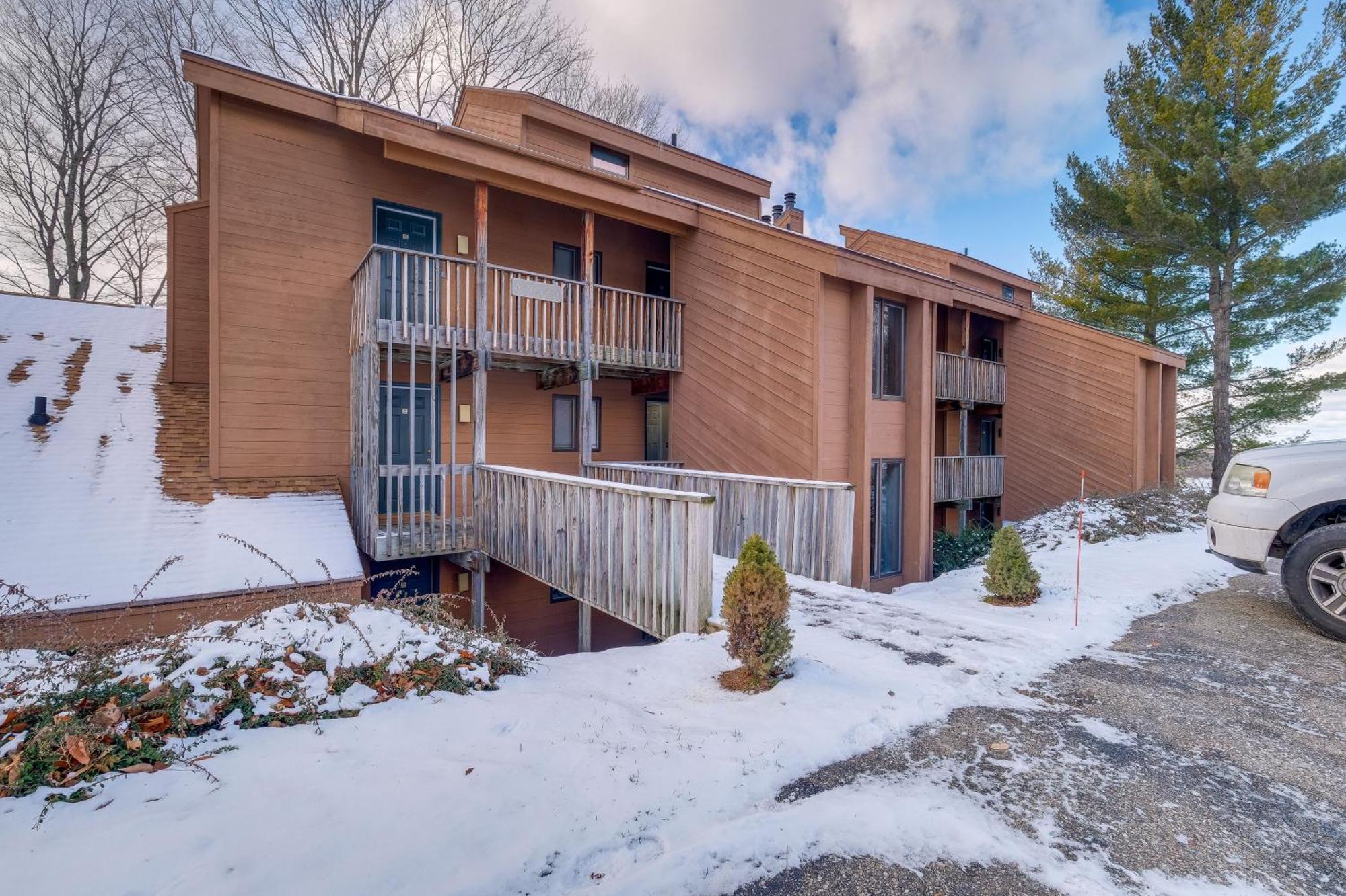 Bellaire Condo - Walk To Shanty Creek Resort! Екстер'єр фото